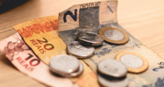 Inflação brasileira cai para 10,07% ano a ano em julho