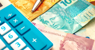 CEIC Leading Indicator: Desaceleração econômica se acentua no Brasil