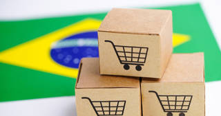 The retail sales volume in Brazil plunged by 16.8% y/y in April