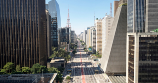 Foreign Direct Investment (FDI) in Brazil was USD 3.5bn in April 2021, compared to USD 1.6bn in the same month of 2020.